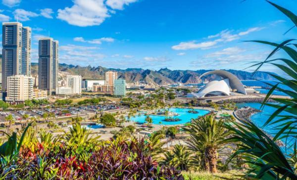 Apartamento Bien Situado - Buenas Conexiones サンタクルスデテネリフェ エクステリア 写真